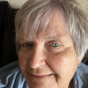 Meet your Posher, Toni